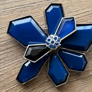Vintage Chunky Elegant Blue and Silver Flower Brooch